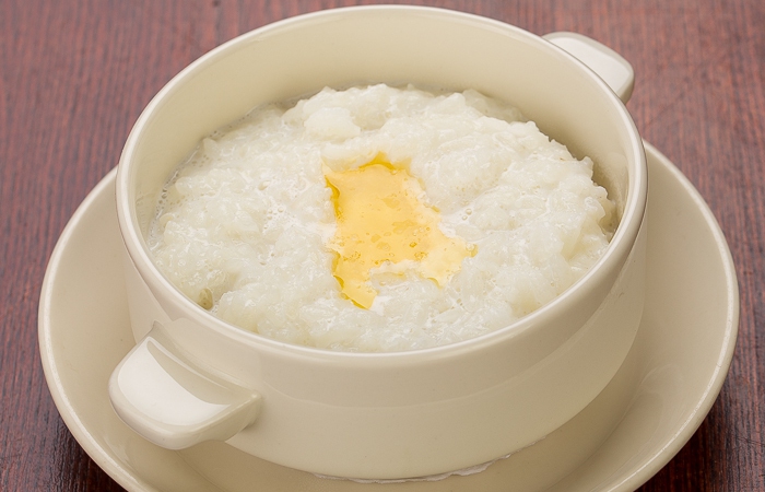 Каша молочная рисовая со сливочным маслом (рис, молоко, сливочное масло, сахар)  - 300 гр. ланч тайм